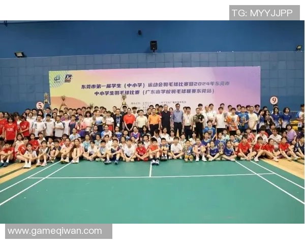 武汉羽毛球队在全国羽毛球耐力排行榜中荣获第八名的佳绩引发关注