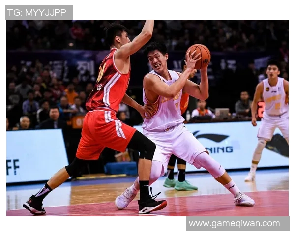 深圳篮球队在世界锦标赛中的奋勇拼搏与辉煌成就回顾