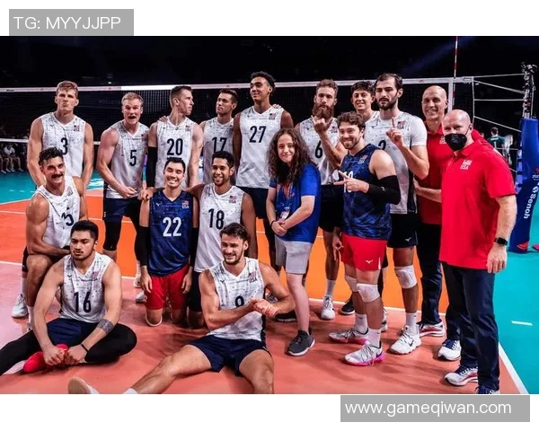 杭州足球队以55分领跑冠军赛积分榜展现强劲实力和夺冠希望 杭州足球队以55分领跑冠军赛积分榜展现强劲实力和夺冠希望